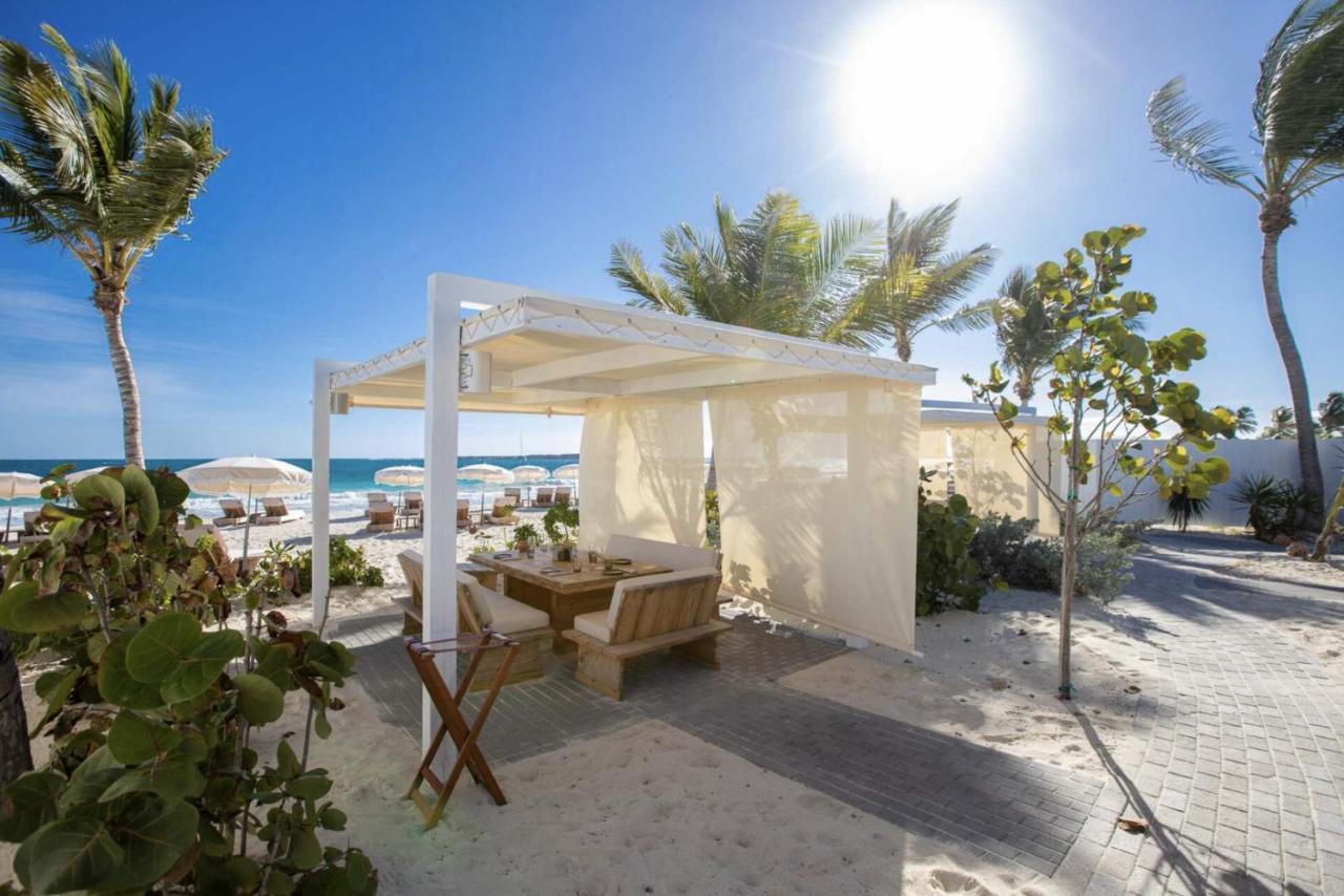 Front Line Unit 520 Ft2 - 48 M2, On Second Floor, Stunning Ocean View Apartment Cul de Sac Exterior photo